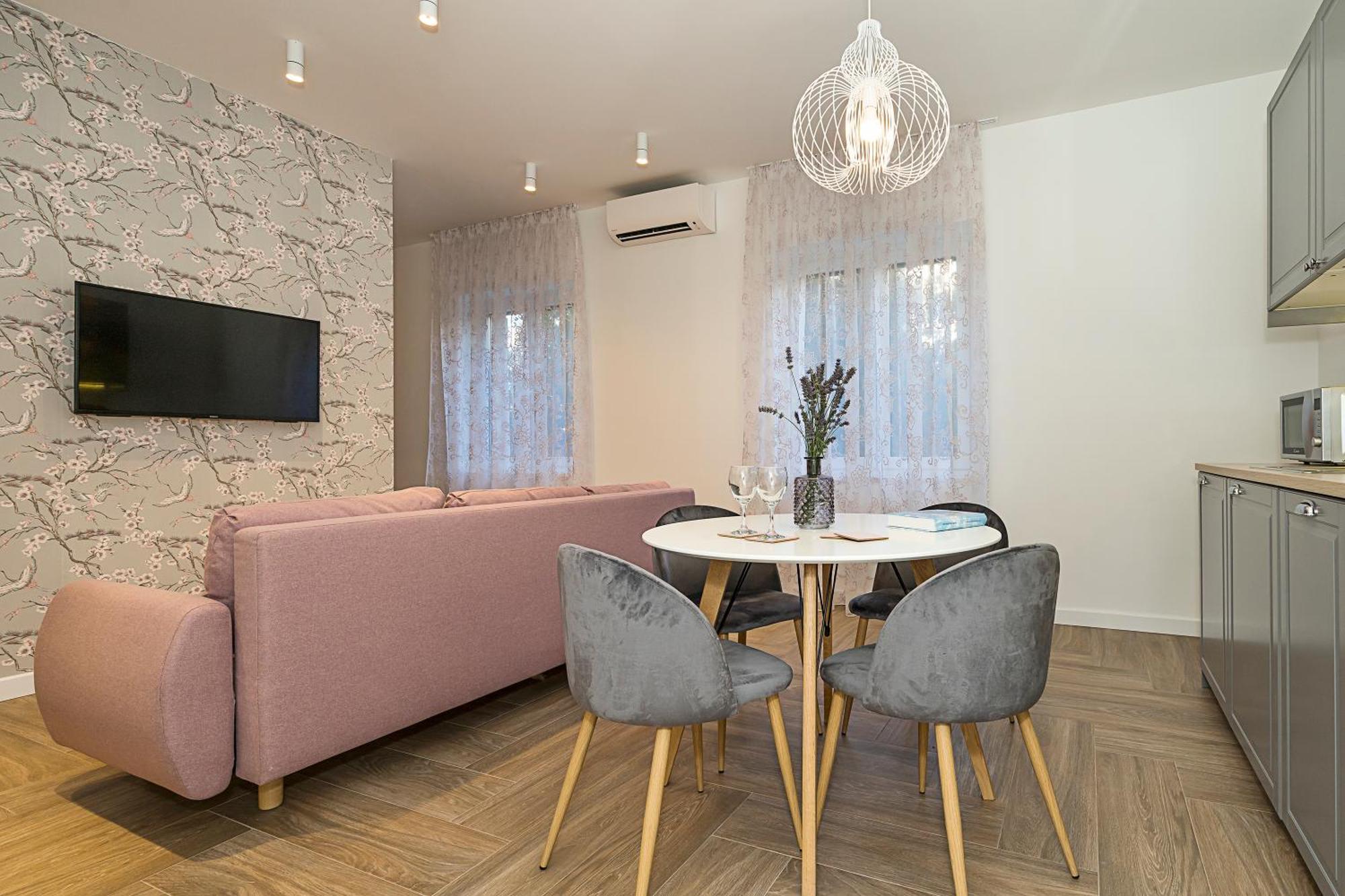 Studio Apartments Marcel สปลิท ภายนอก รูปภาพ