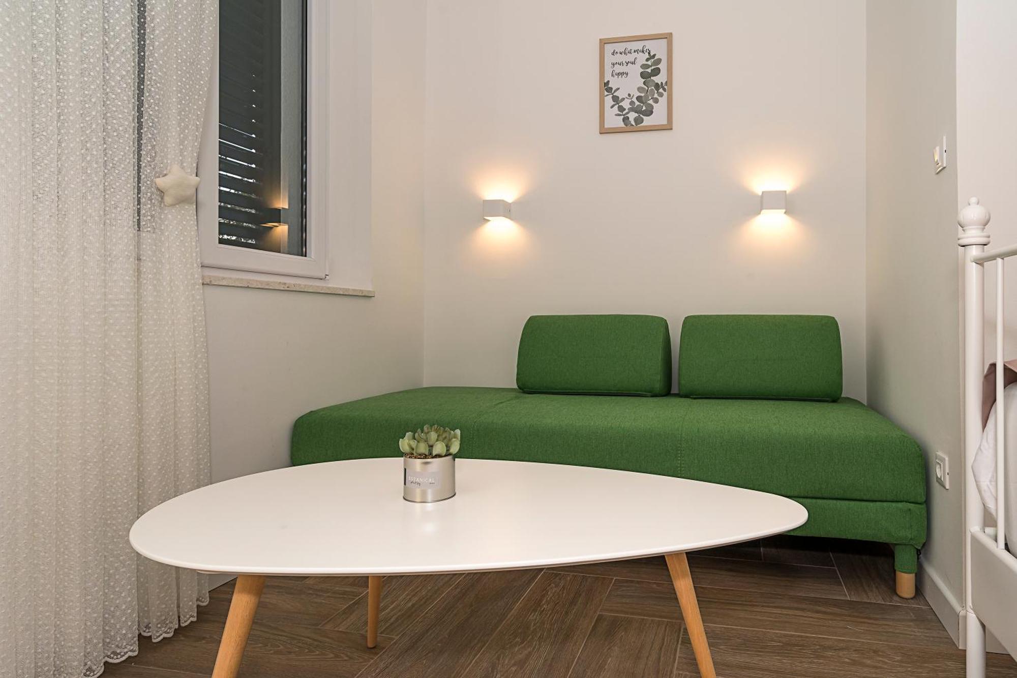 Studio Apartments Marcel สปลิท ภายนอก รูปภาพ